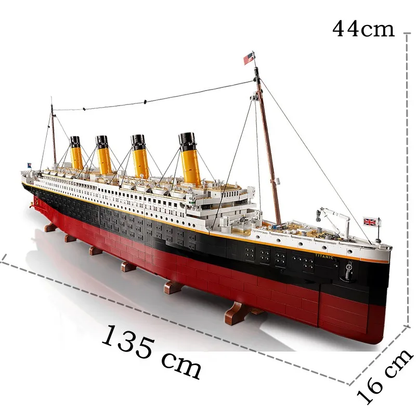 Titanic Large Cruise Boat - 9090pcs